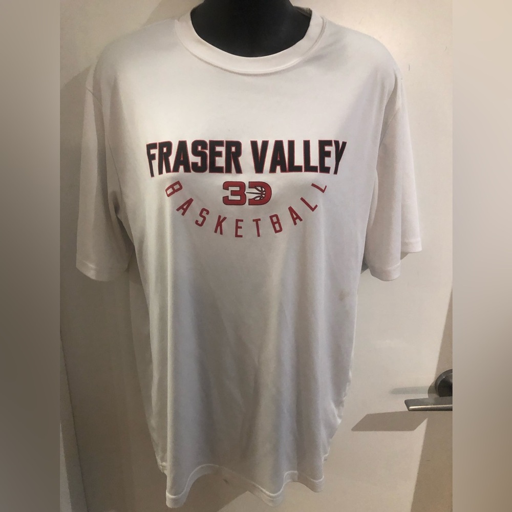 13/$20 🏀 Authentic T-Shirt Company S (Unisex S-L Fit Ladies, S Men’s Fit)
